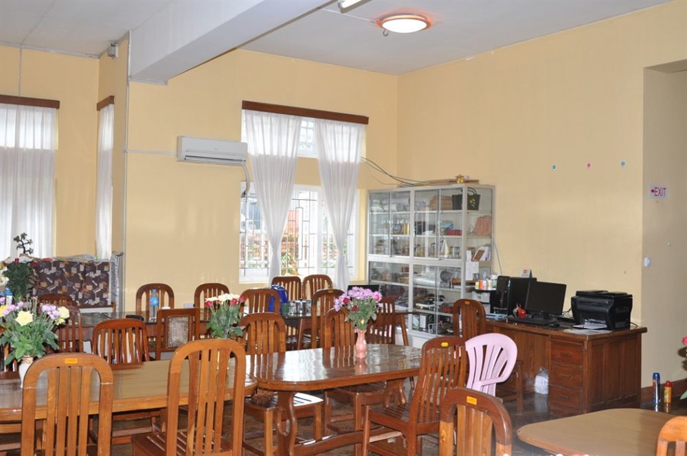 Golden Guest Inn Rangoon Buitenkant foto
